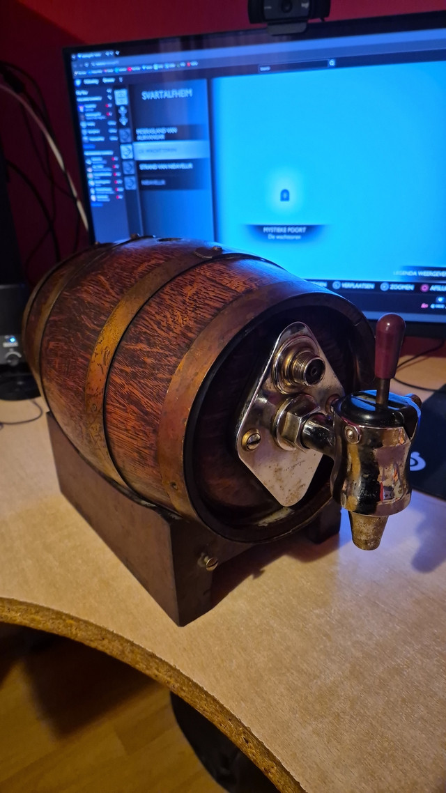 Beer-Tap-From-The-Old-Pub.jpg